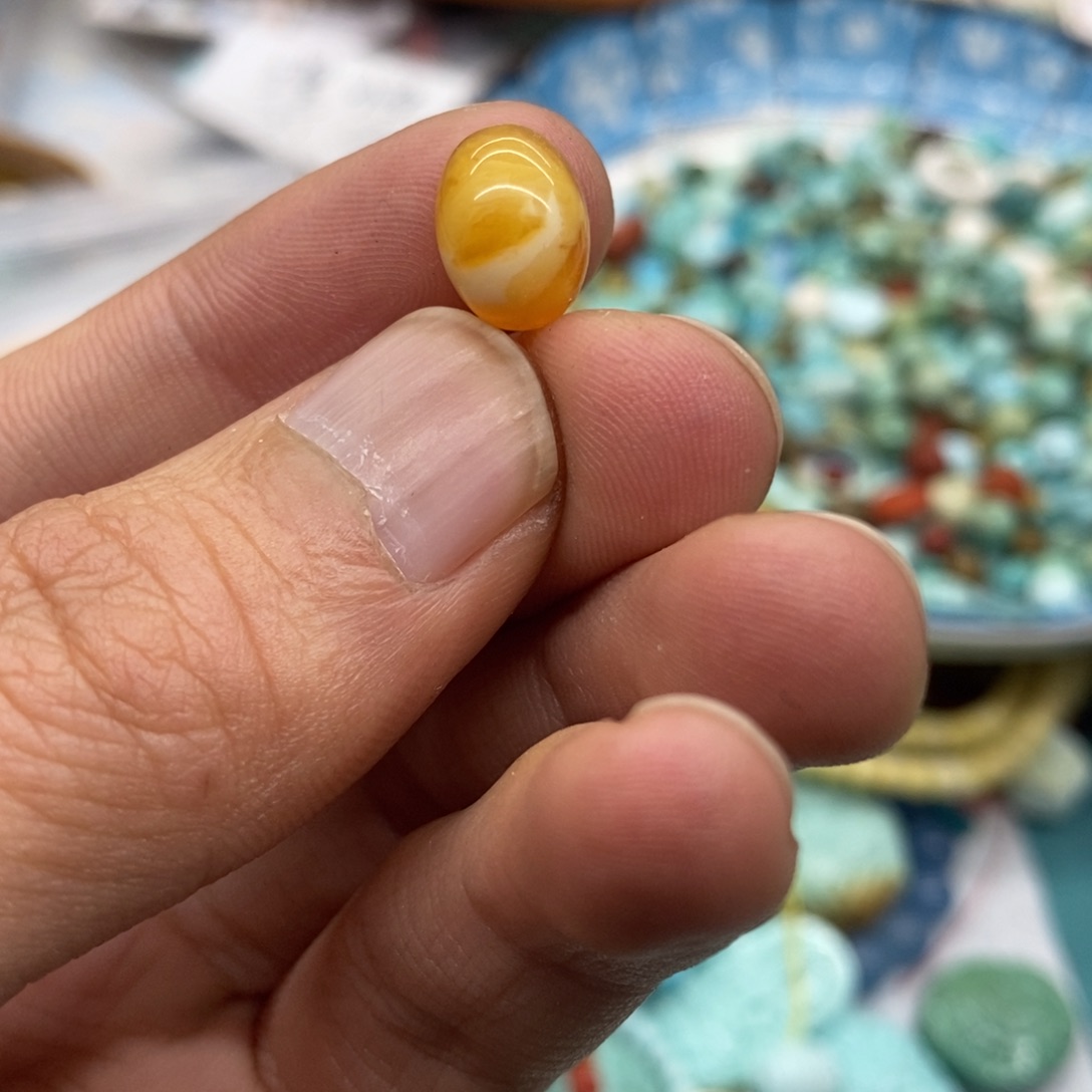 【闪购商品】琥珀裸石未镶嵌琥珀