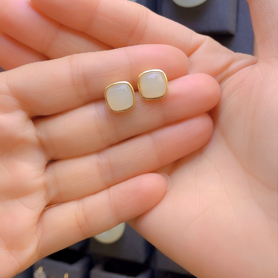 和田玉耳饰银S925镀金镶嵌