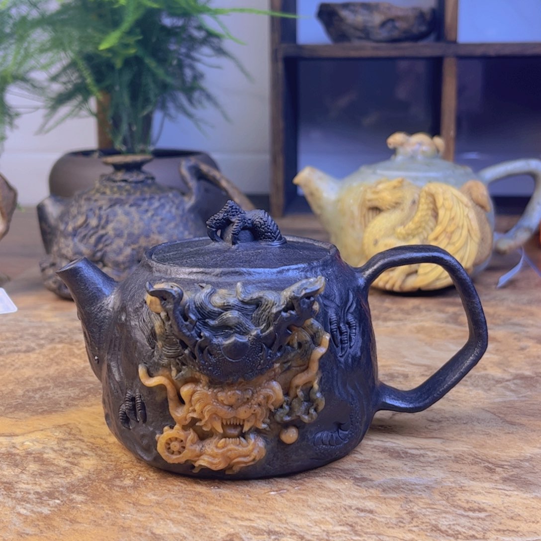 莎*冰碛岩龙王出海随形壶