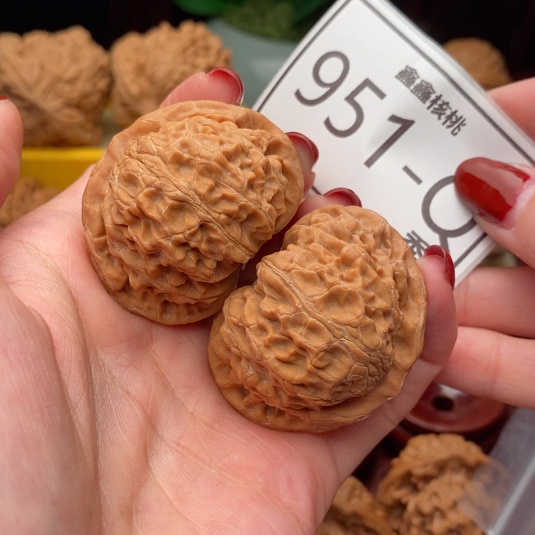 文玩核桃把件宫灯44