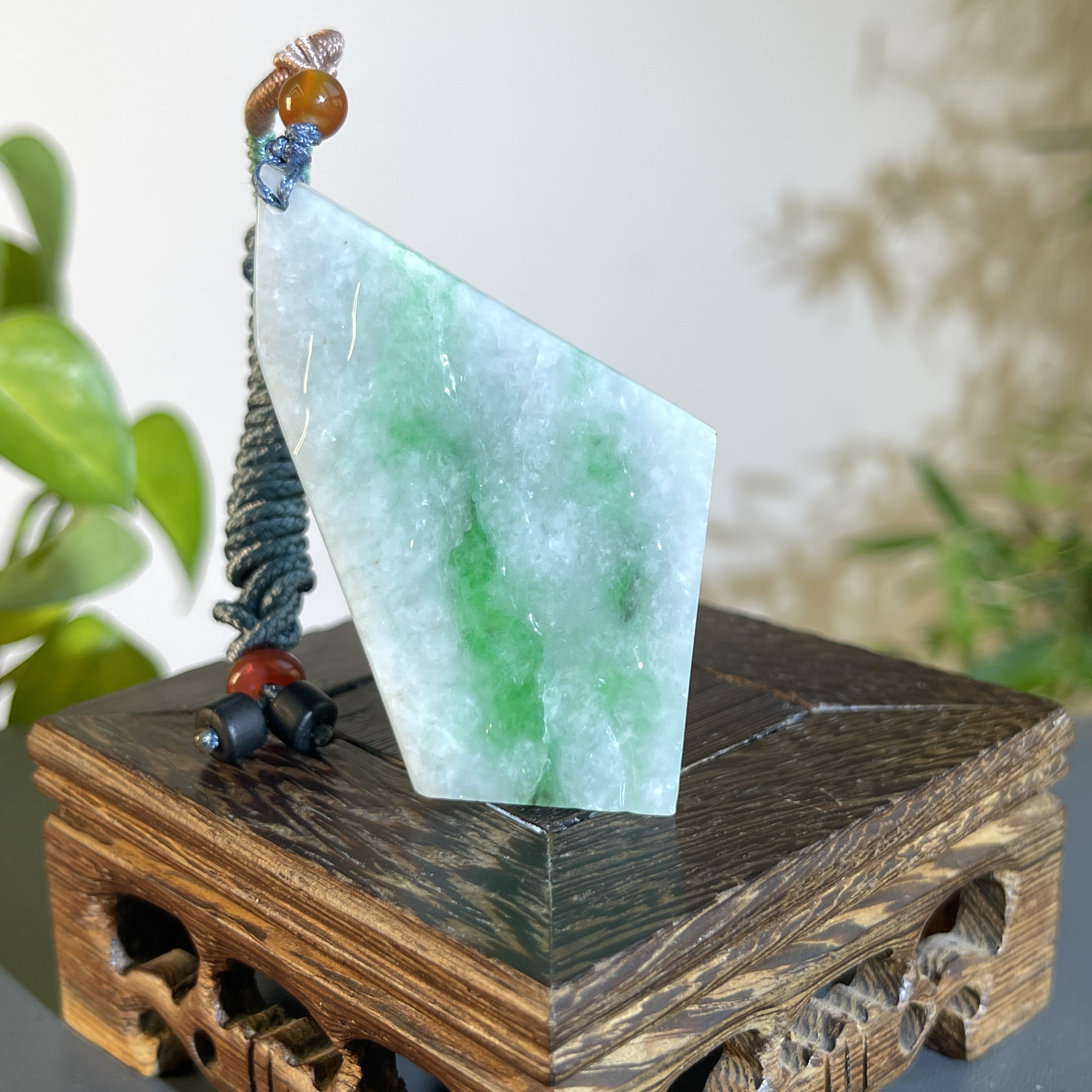 JTW09-47  精品天然翡翠A货原石吊坠