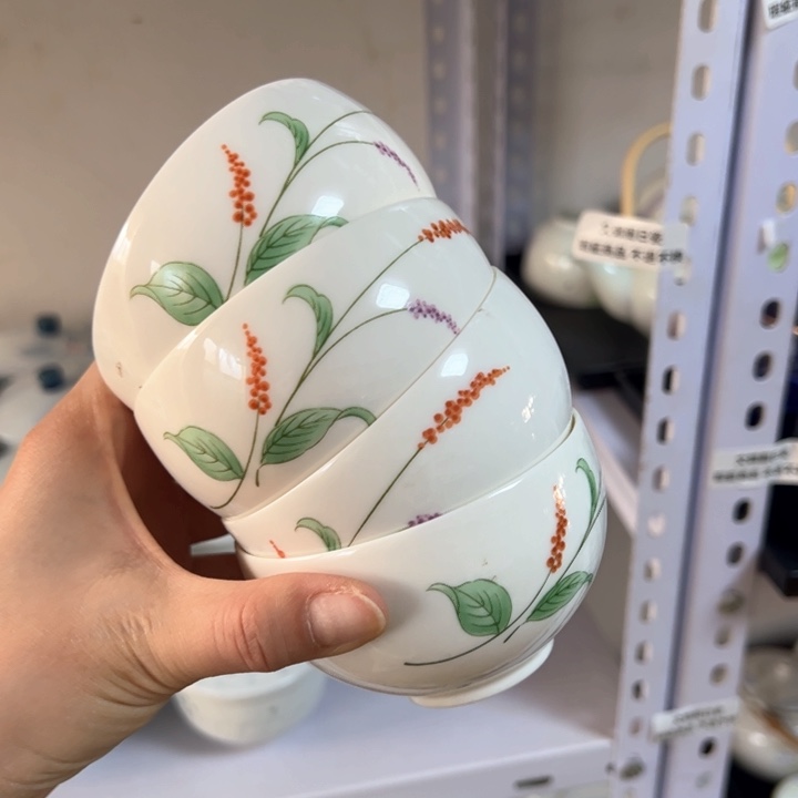 盖碗瓷器直播放漏中