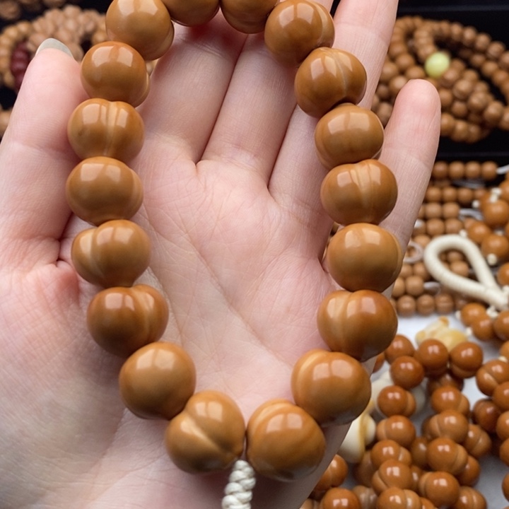 猴头核桃手串全品泛油款屁桃