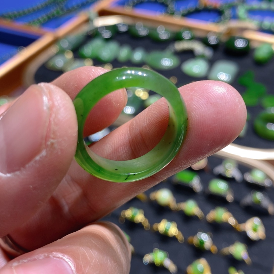 和田玉（碧玉）颈饰银S925镶嵌苹*