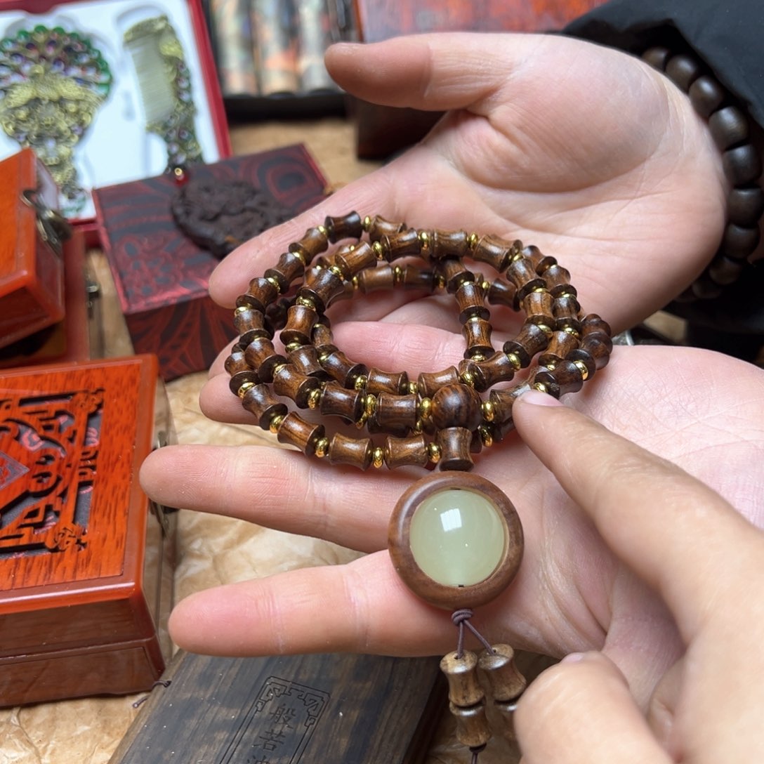 滴血莲花菩提吊坠