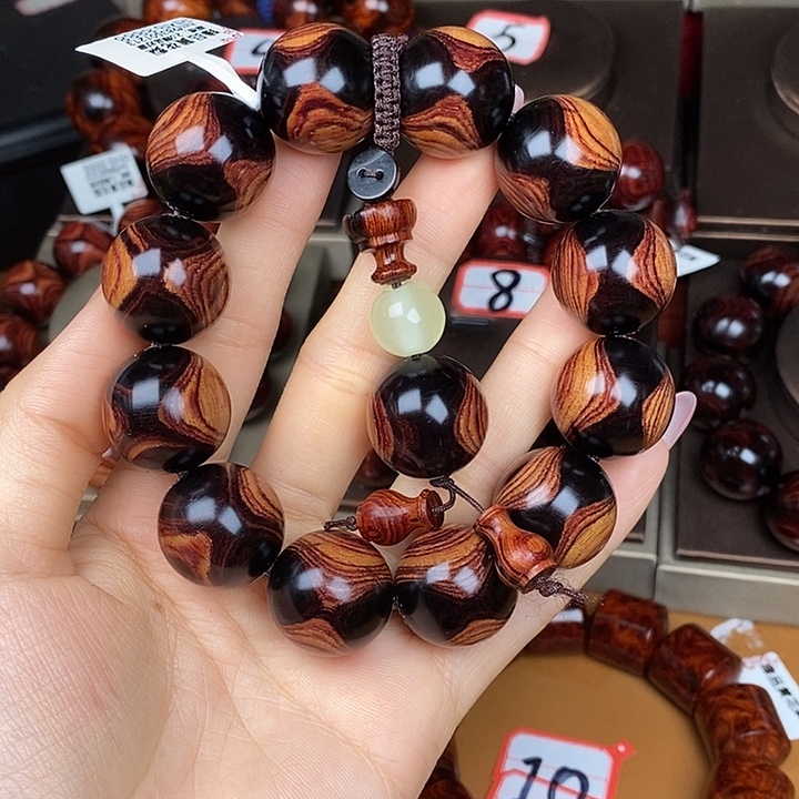 勇***P花梨木类手串/手链