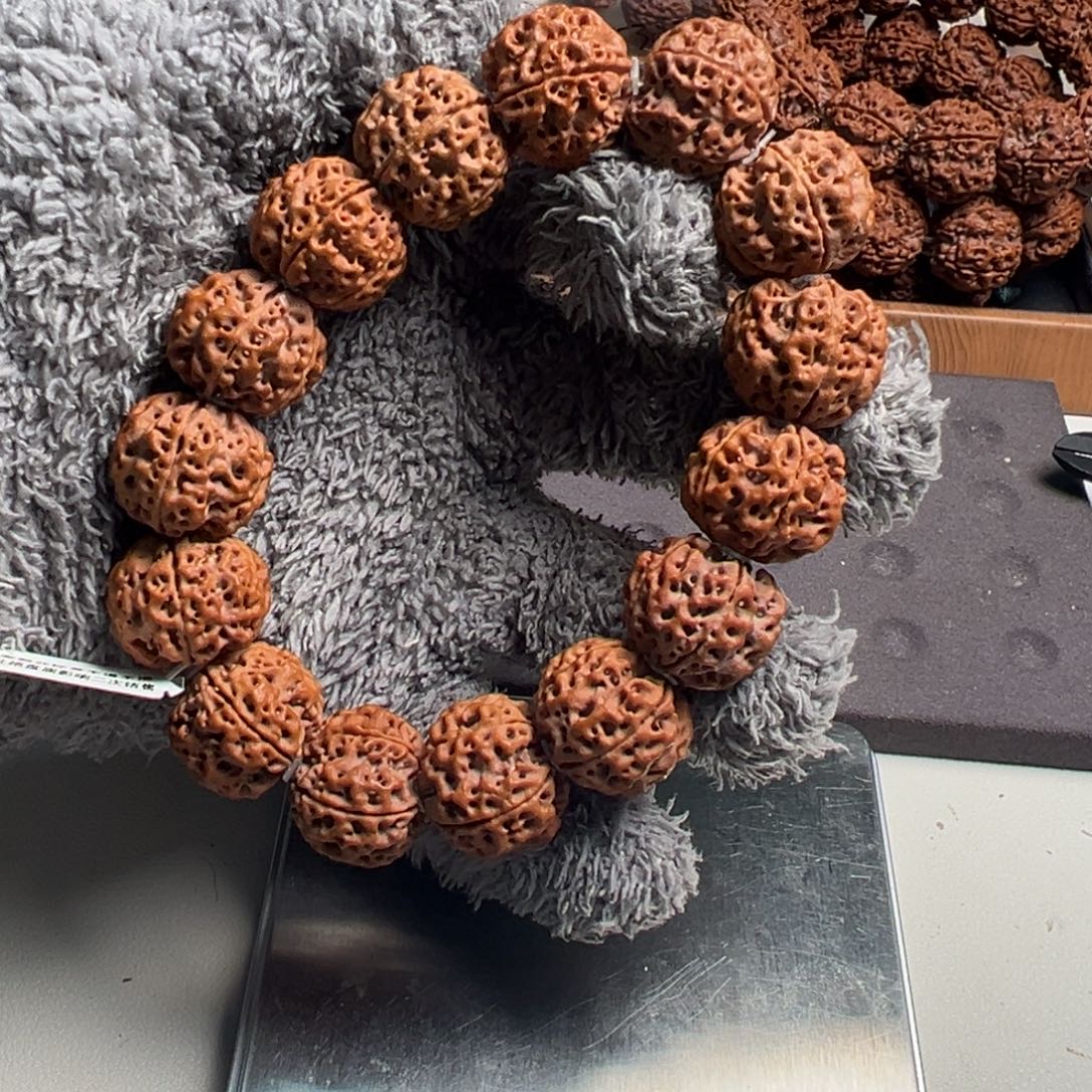 金刚菩提手串蜂窝双龙