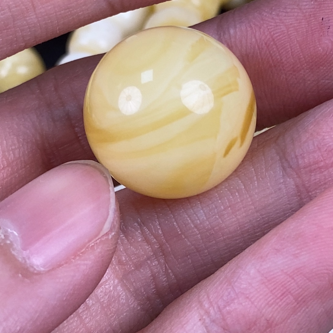 琥珀未镶嵌珠宝奇石31