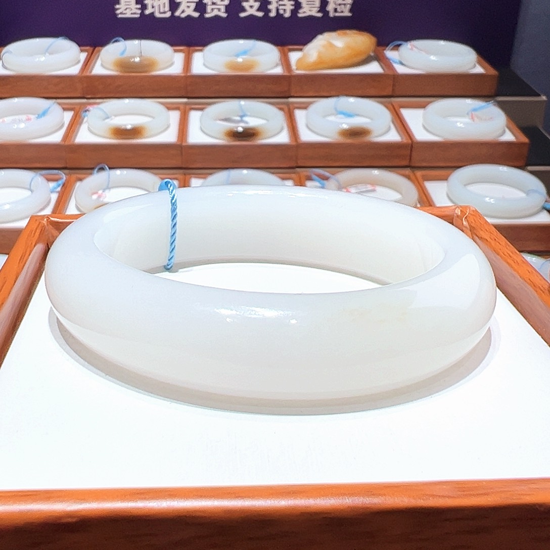 和田玉手镯 50 51未镶嵌