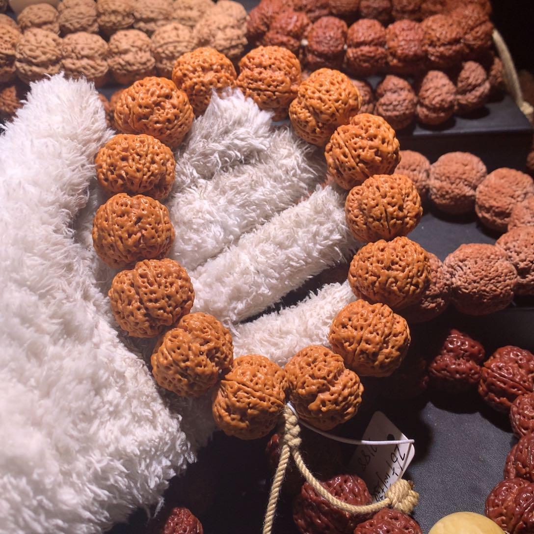 金刚菩提手串白**花26尺闷墩蜂窝双龙