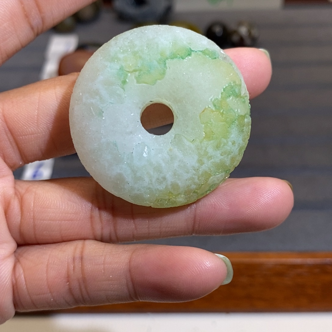 昵***暖玛瑙/玉髓手链未镶嵌