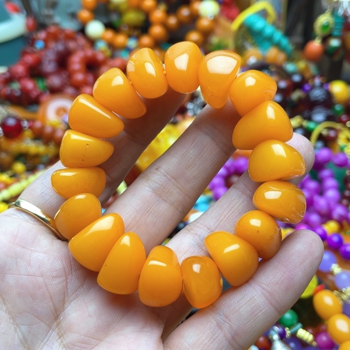 树脂制品$****九71号黄色手串