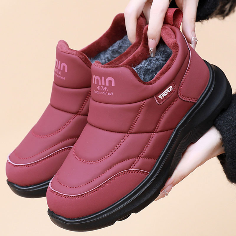 冬季老北京布鞋女棉鞋加绒保暖厚底防滑中老年人一脚蹬舒适妈妈鞋