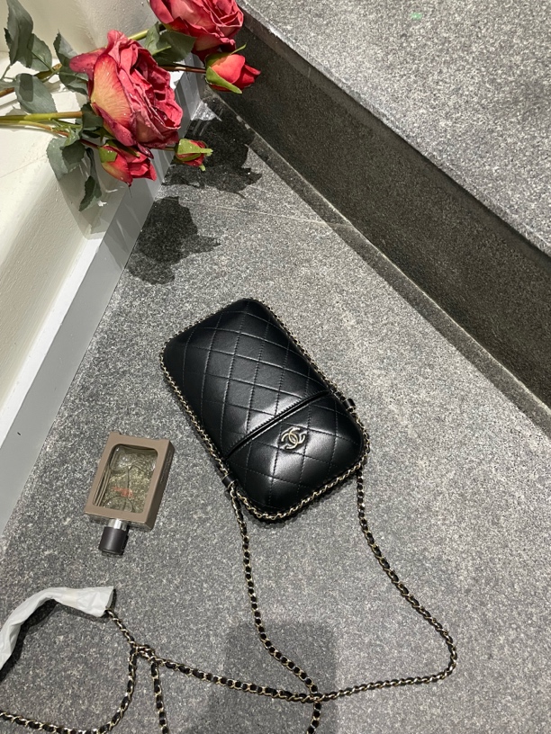 95新 Chanel/香奈儿 【定金】黑金小号胶囊手机包单肩斜挎包