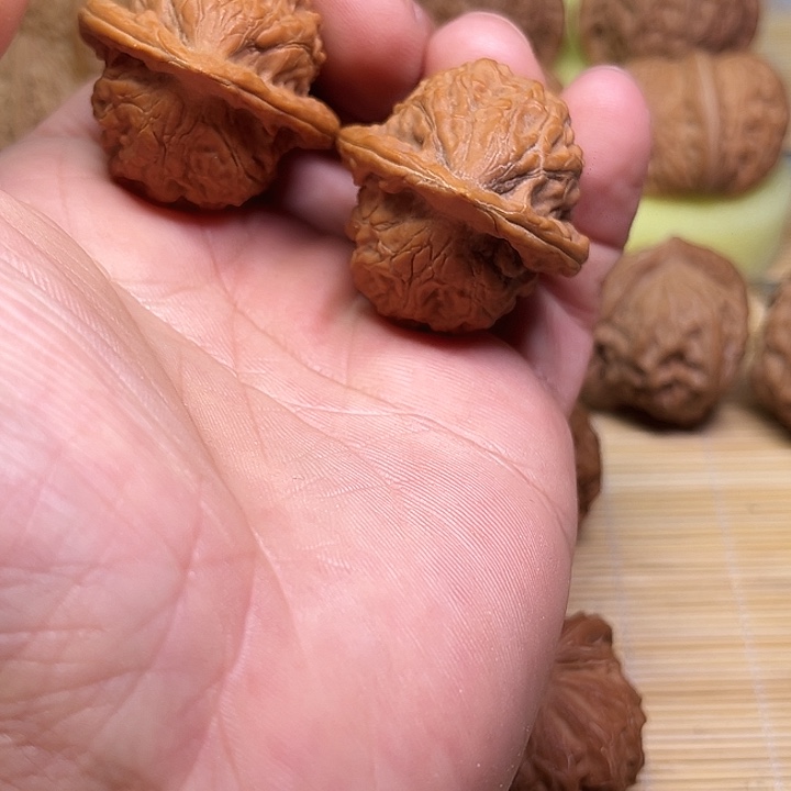 把件桃核全品无修大红袍36尺