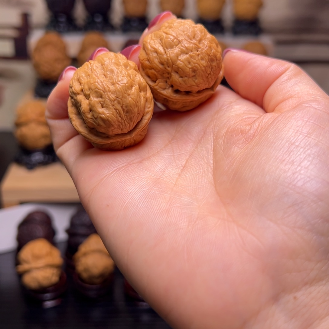 文玩核桃把件肌肉蟾33H