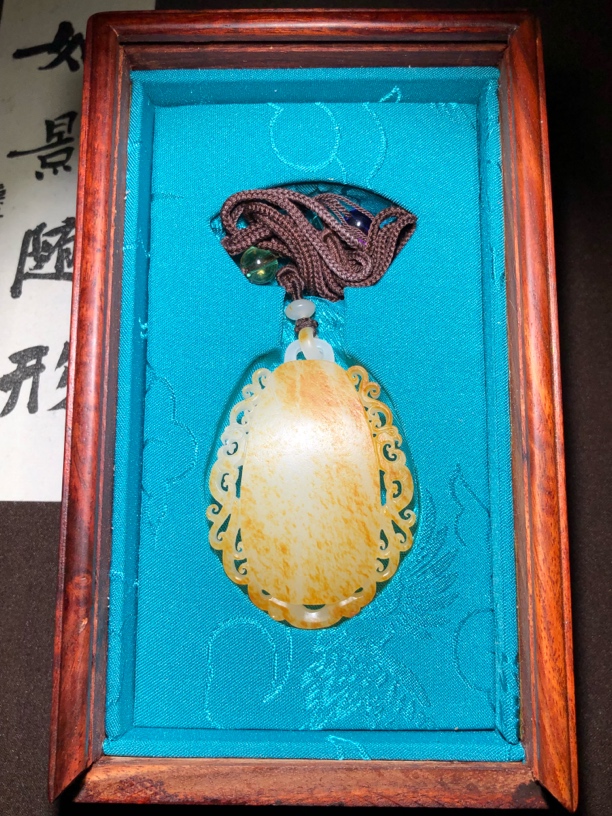 《龙凤牌》40克偶玉作品和田玉挂件