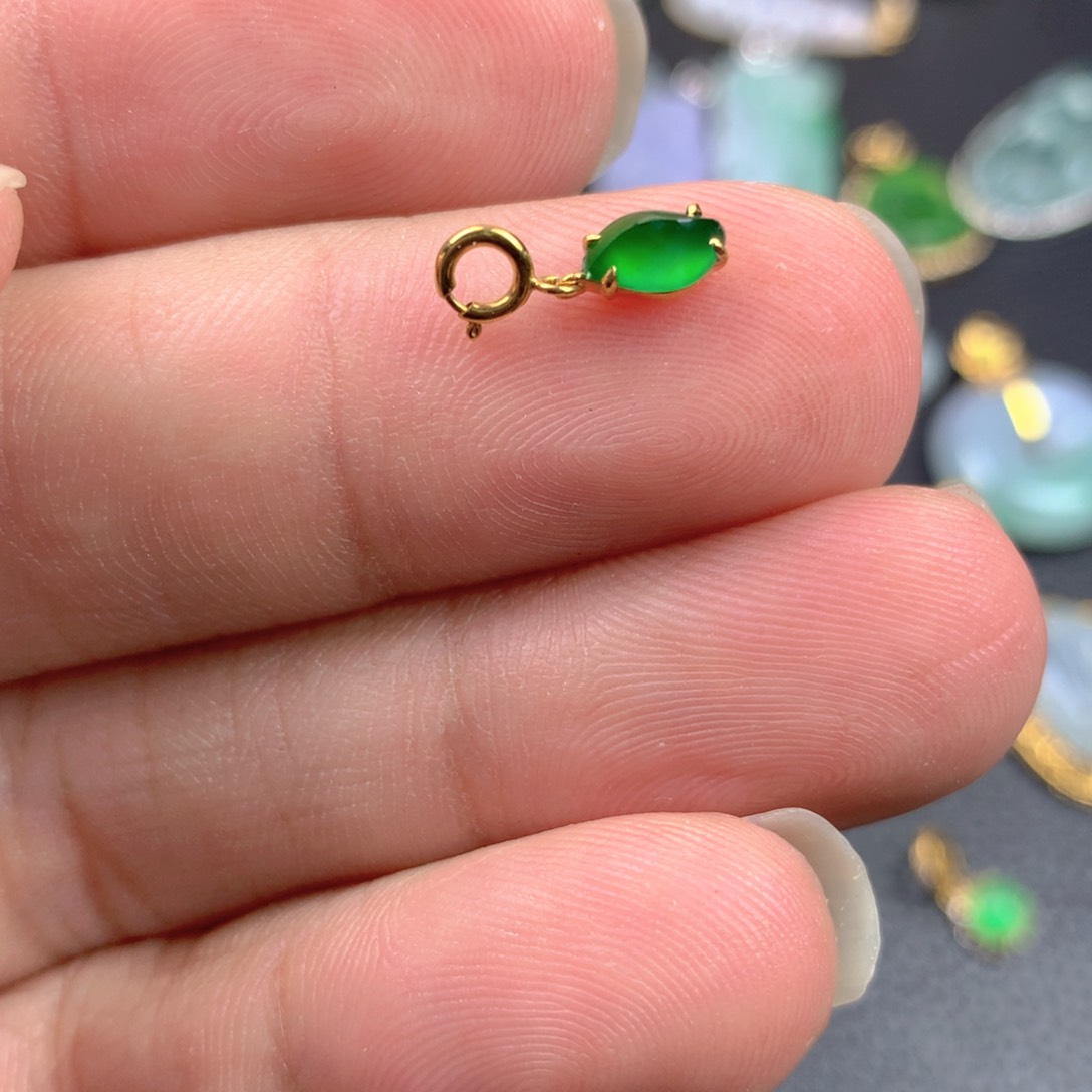 【闪购商品】翡翠18K金镶嵌颈饰翡翠
