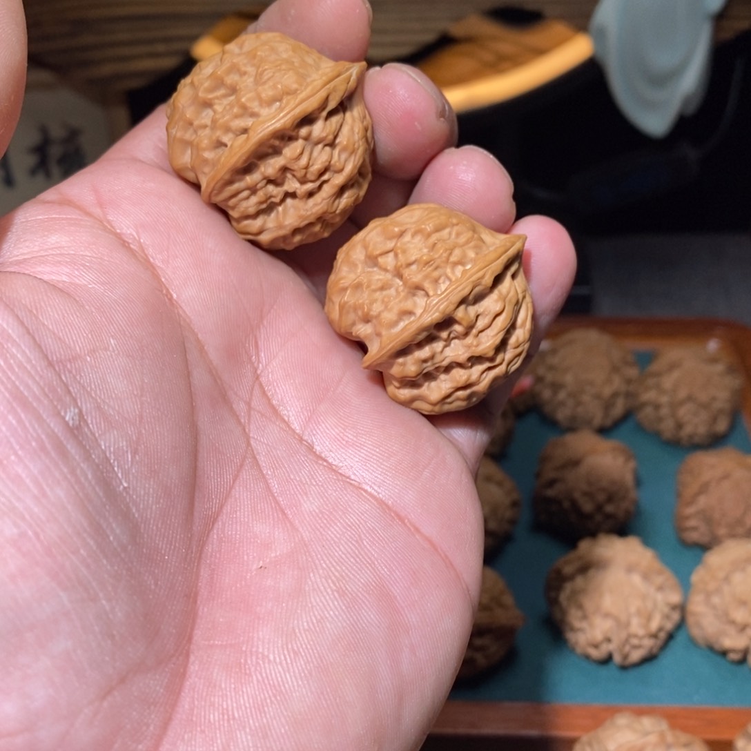 文玩核桃吊坠九月元宝35