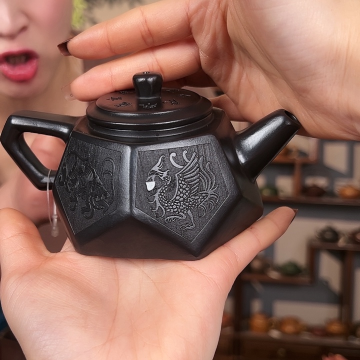 紫砂茶壶是**梦宜兴紫砂工艺