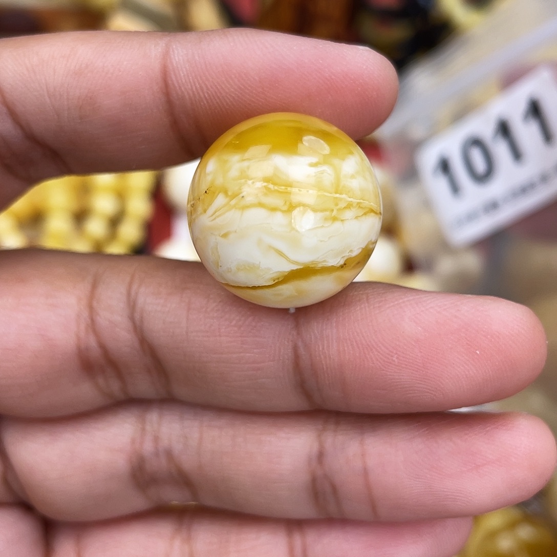 蜜蜡未镶嵌珠宝奇石粉21.7