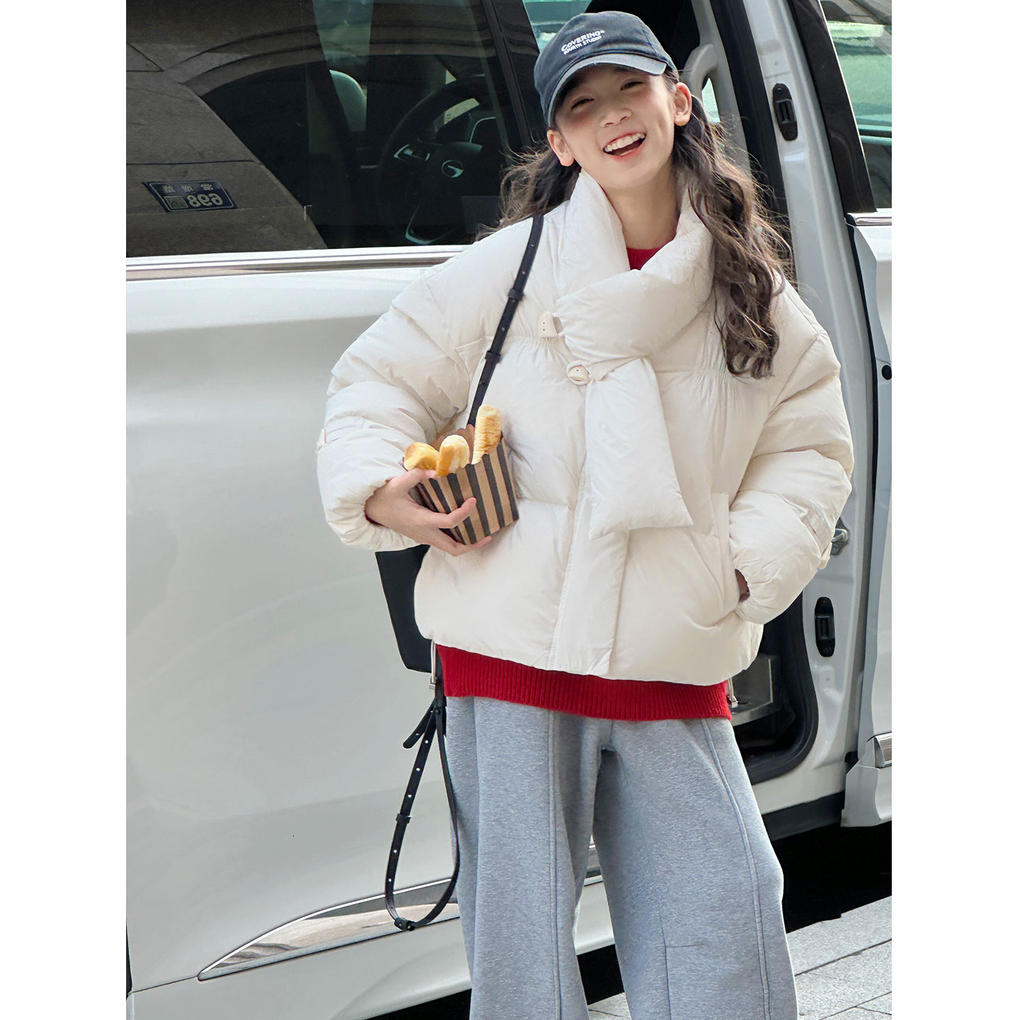 K30359孙小美高端90白鸭绒女童短款羽绒服2025新款儿童加厚面包服