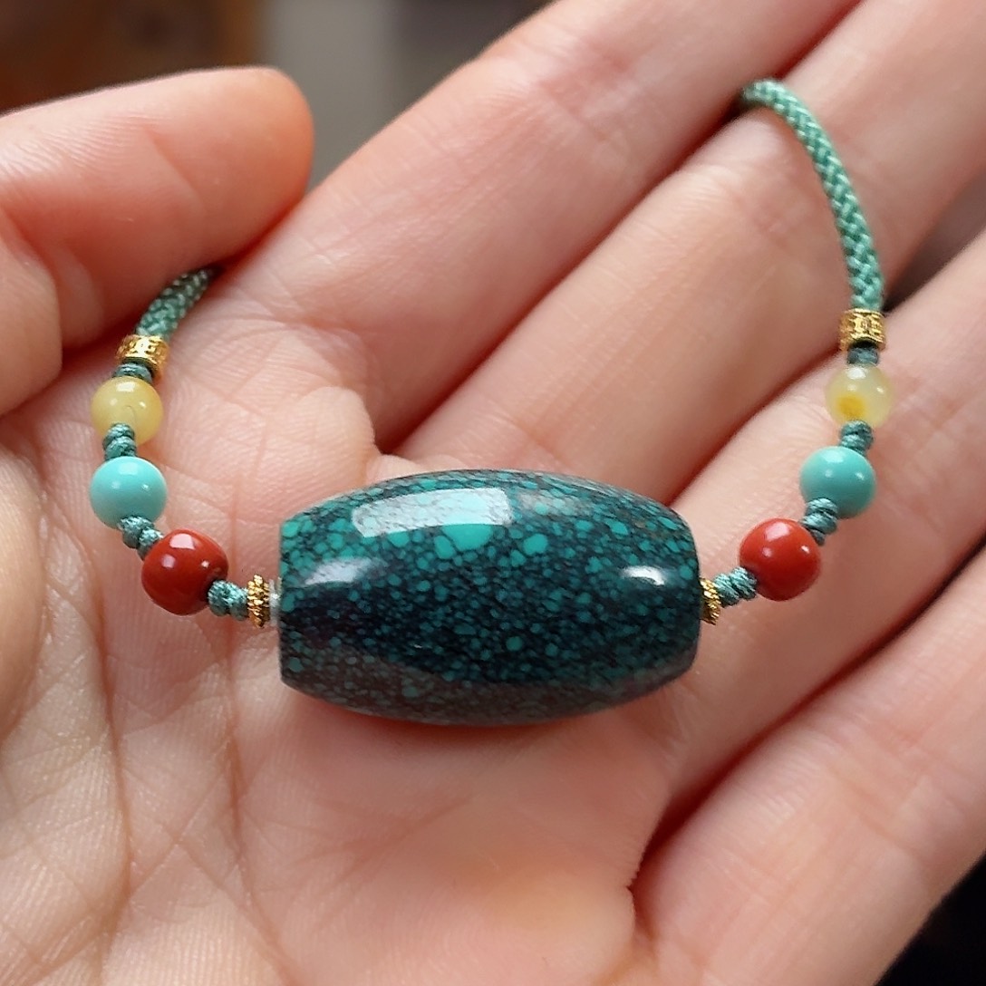 未镶嵌绿松石珠宝奇石