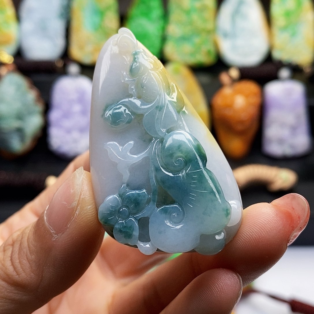 颈饰未镶嵌翡翠翡翠A货一物一证