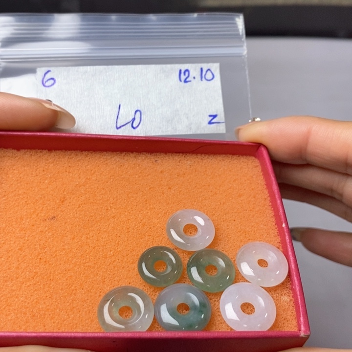 定制翡翠未镶嵌不退