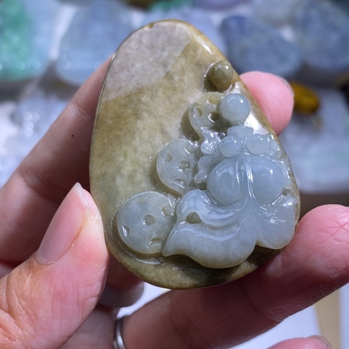 【闪购商品】颈饰未镶嵌翡翠鱼