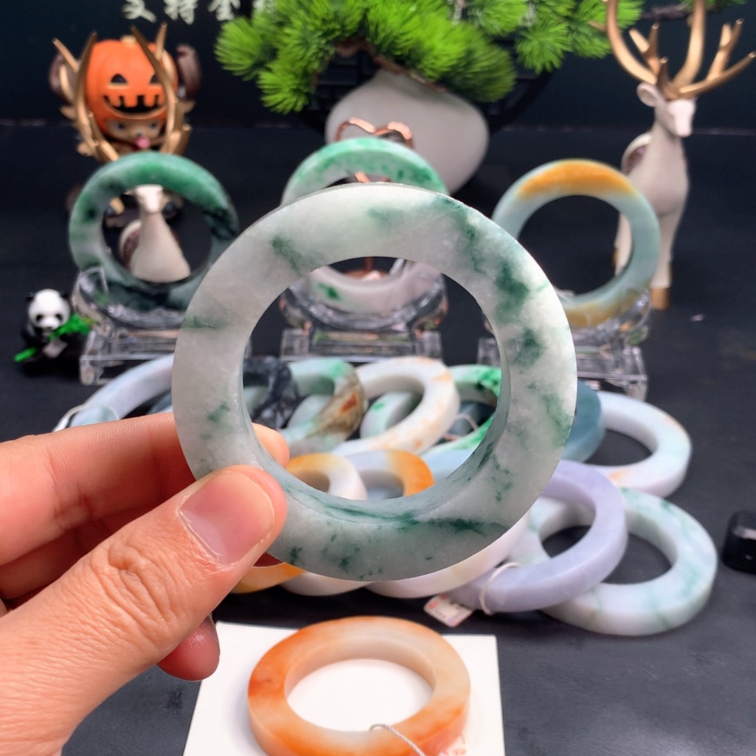 定制翡翠手镯未镶嵌