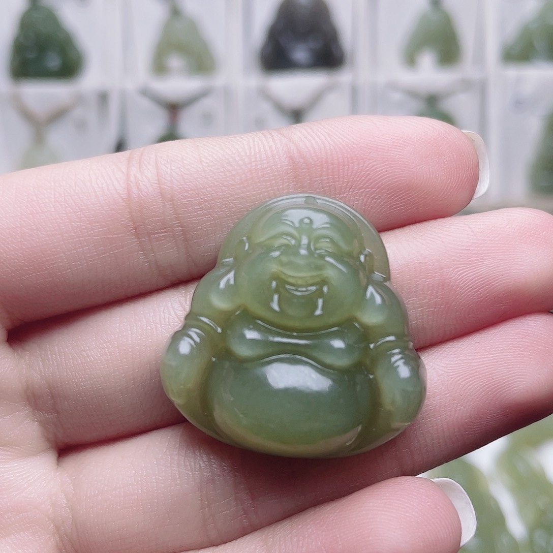 和田玉颈饰未镶嵌阳**媚