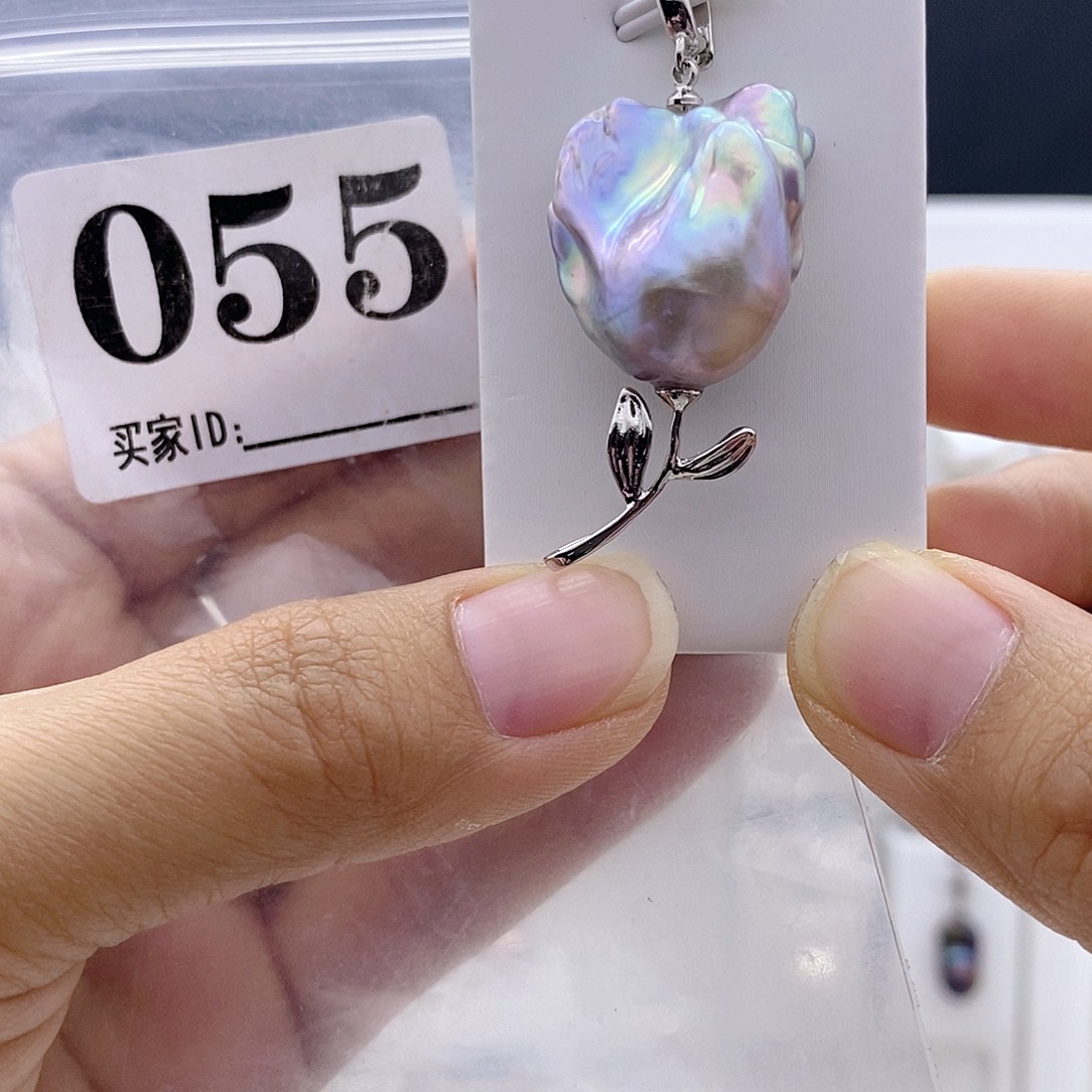 钛钢淡水珍珠颈饰
