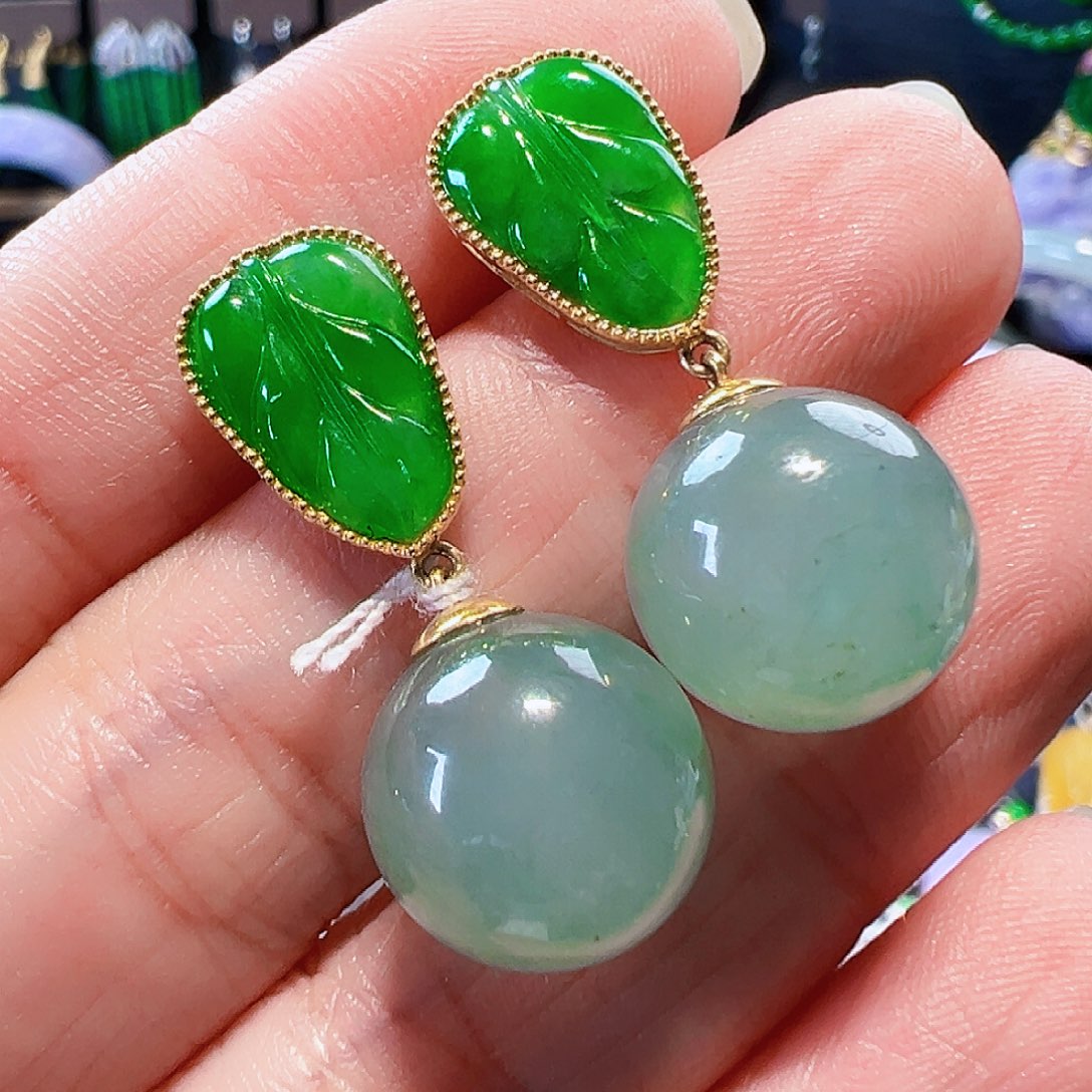 翡翠耳饰18K金镶嵌签收后24小时鉴赏期