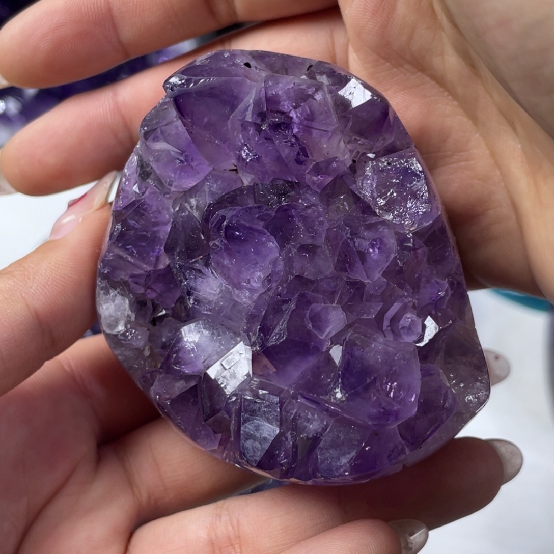 紫晶大型摆件（非配饰）未镶嵌