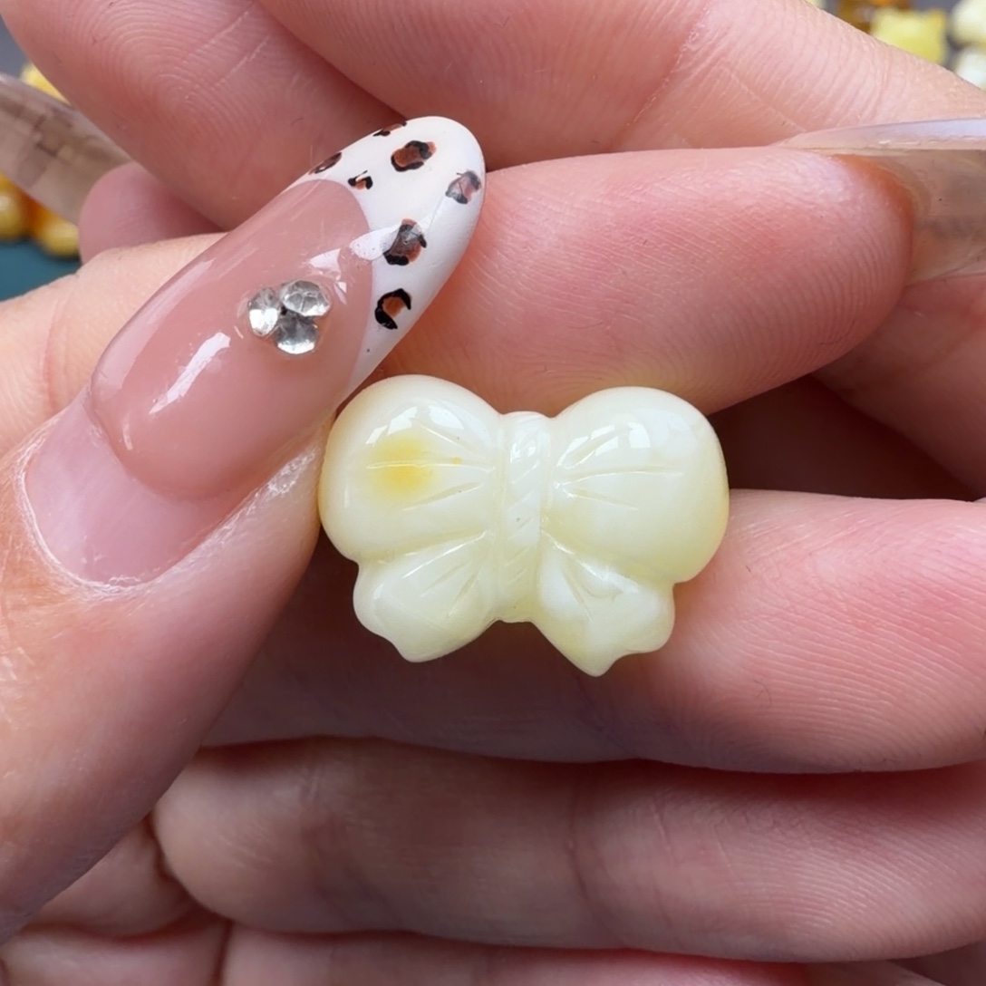 琥珀未镶嵌裸石蜜蜡