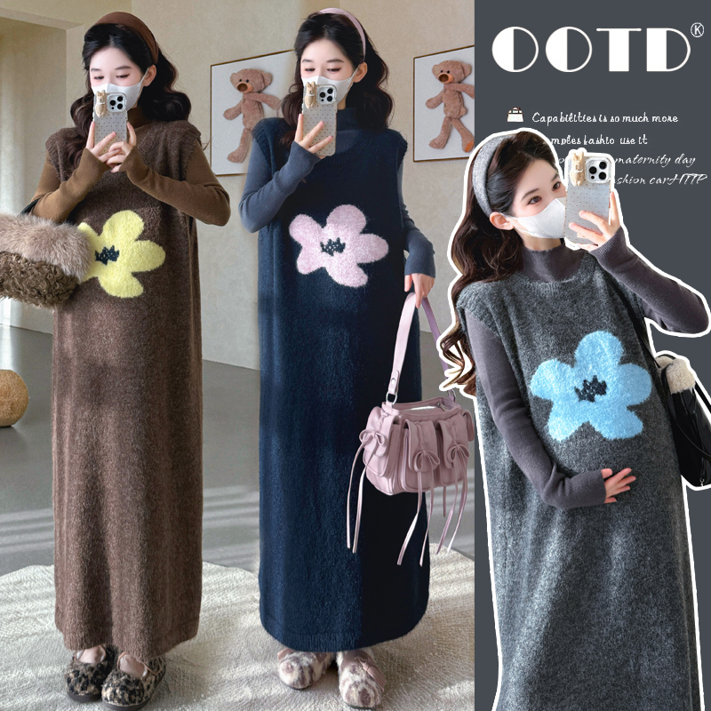 孕妇连衣裙秋冬装套装新款韩版刺绣花朵毛衣针织背心裙打底两件套