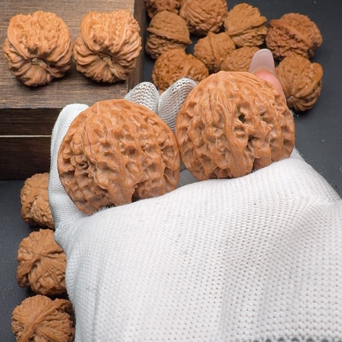 文玩核桃吊坠40苹果