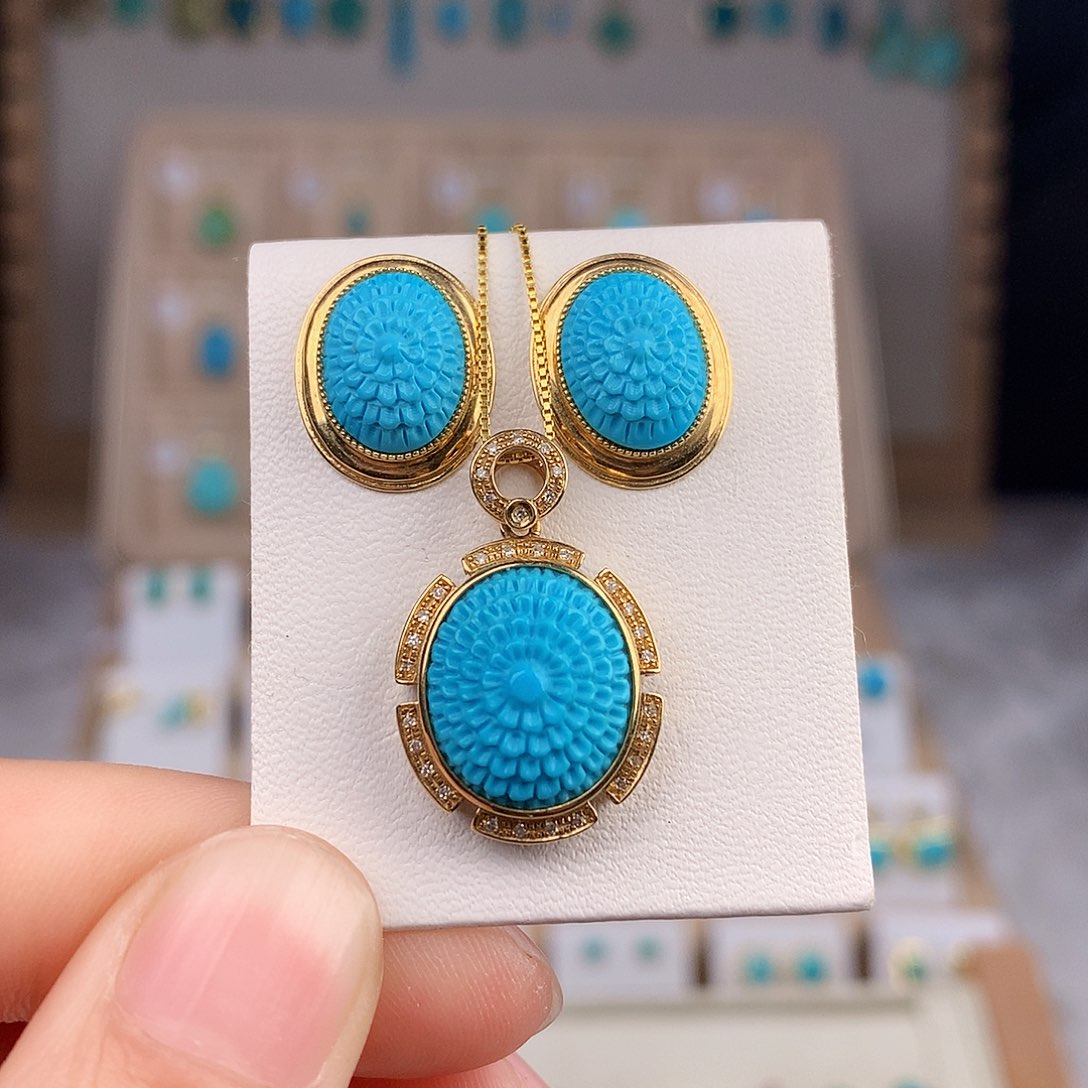 绿松石耳饰18K金镶嵌