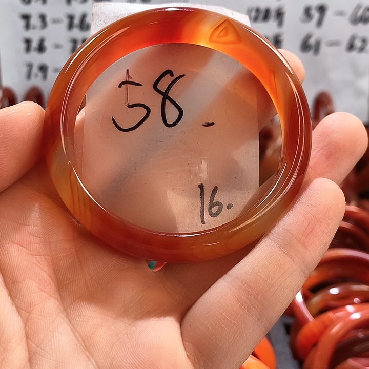 玛瑙/玉髓手镯未镶嵌