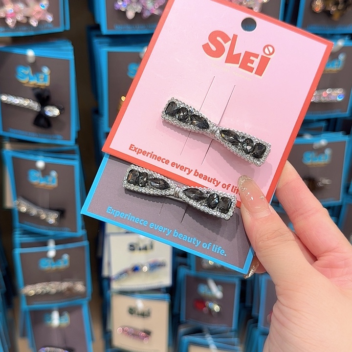 布艺非金属灰色蝴蝶结满钻鸭夹