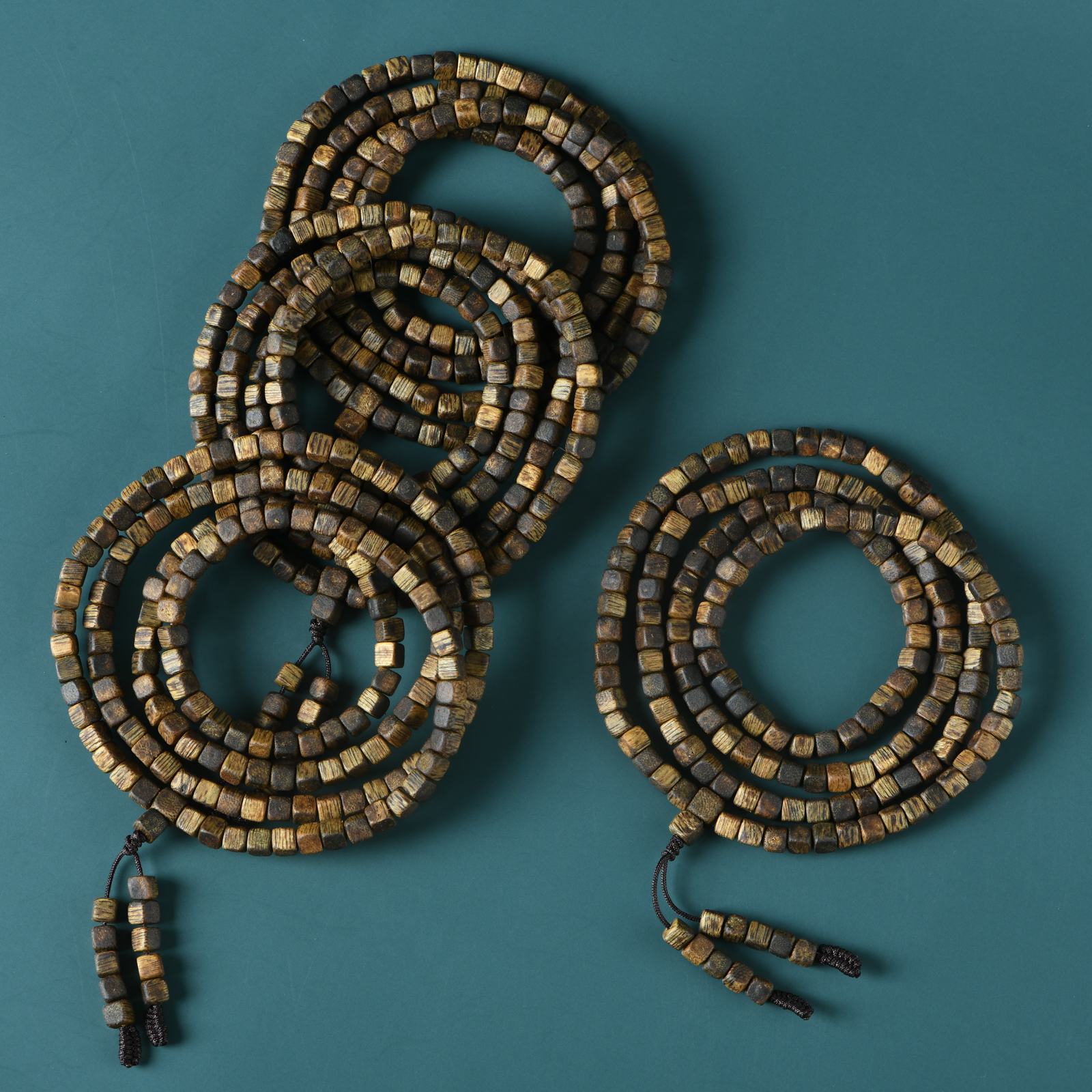 海南莺歌绿奇楠沉香小四方珠多圈手链（多样性发其一）