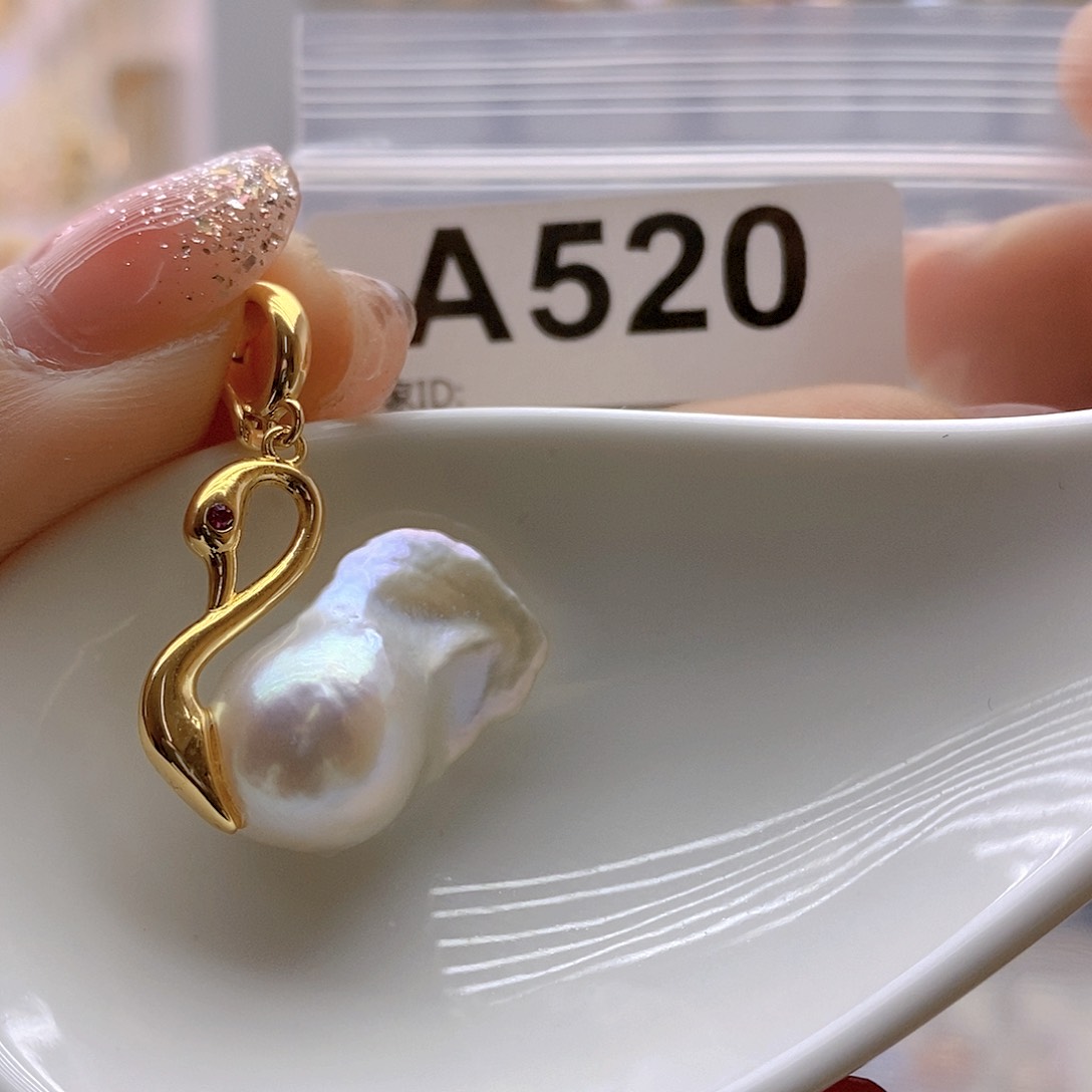 淡水珍珠颈饰银S925镶嵌