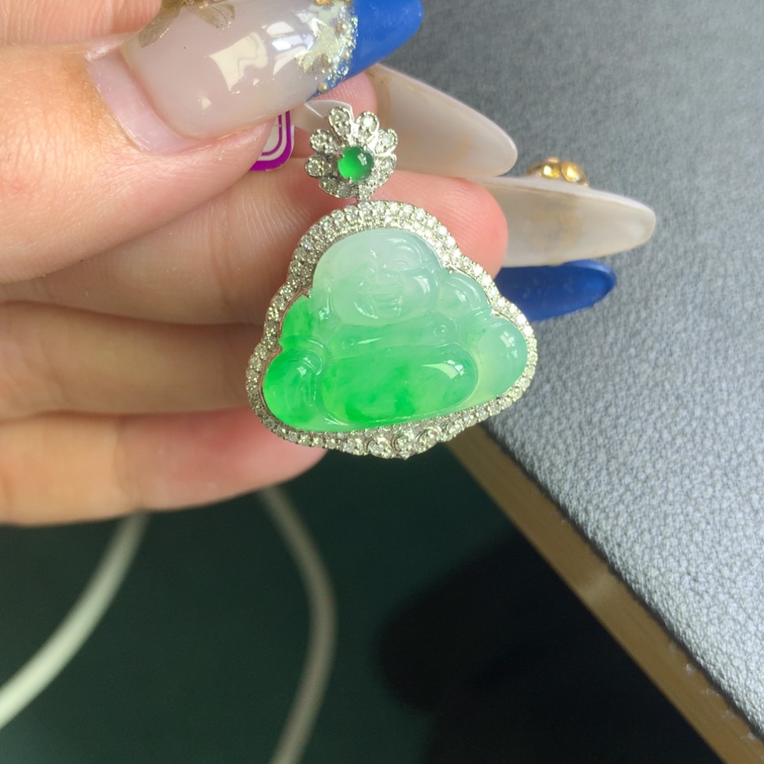 翡翠颈饰18K金镶嵌天然