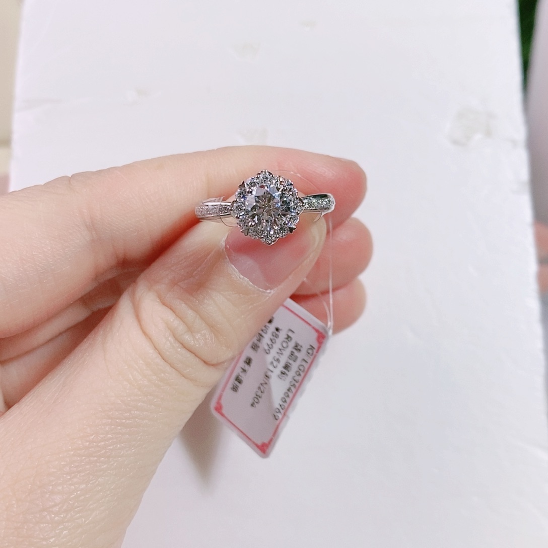 铂Pt950镶嵌实验室培育钻石13圈69分铂金灿若星辰