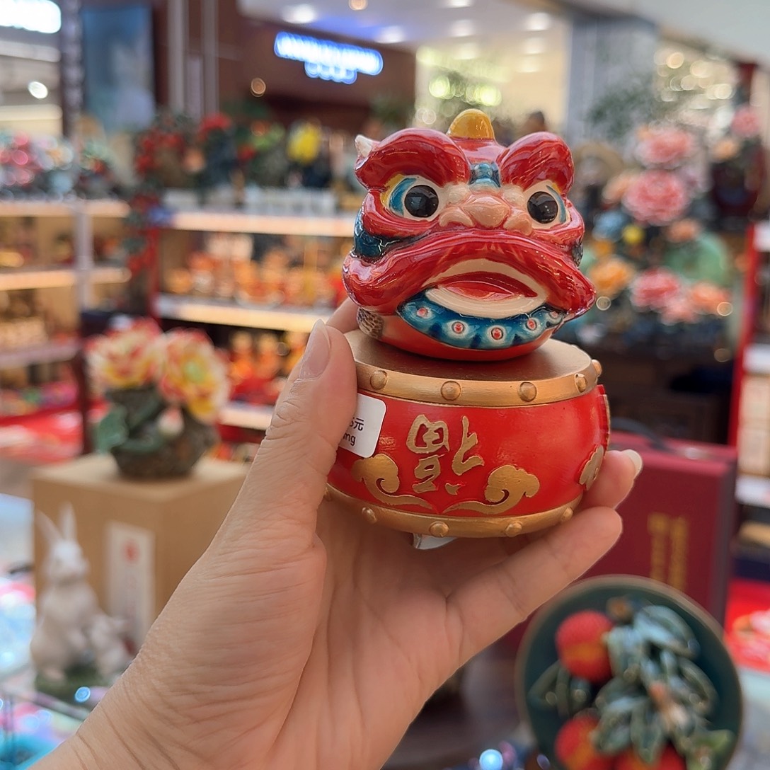 陶瓷醒狮胶子陶摆件