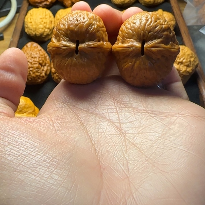 文玩核桃把件至尊龙珠38