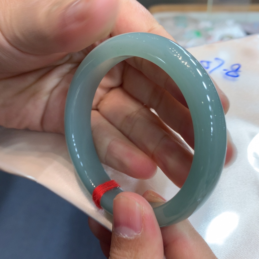 翡翠未镶嵌手镯手镯