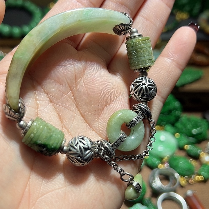 翡翠手串银S925镶嵌翡翠手串