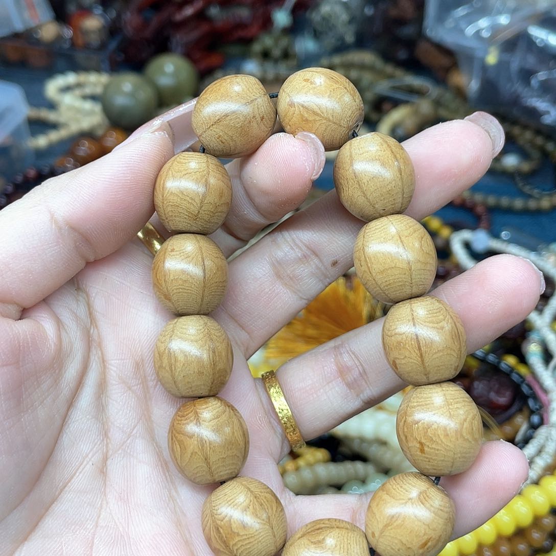 维腊木（绿檀）无事牌